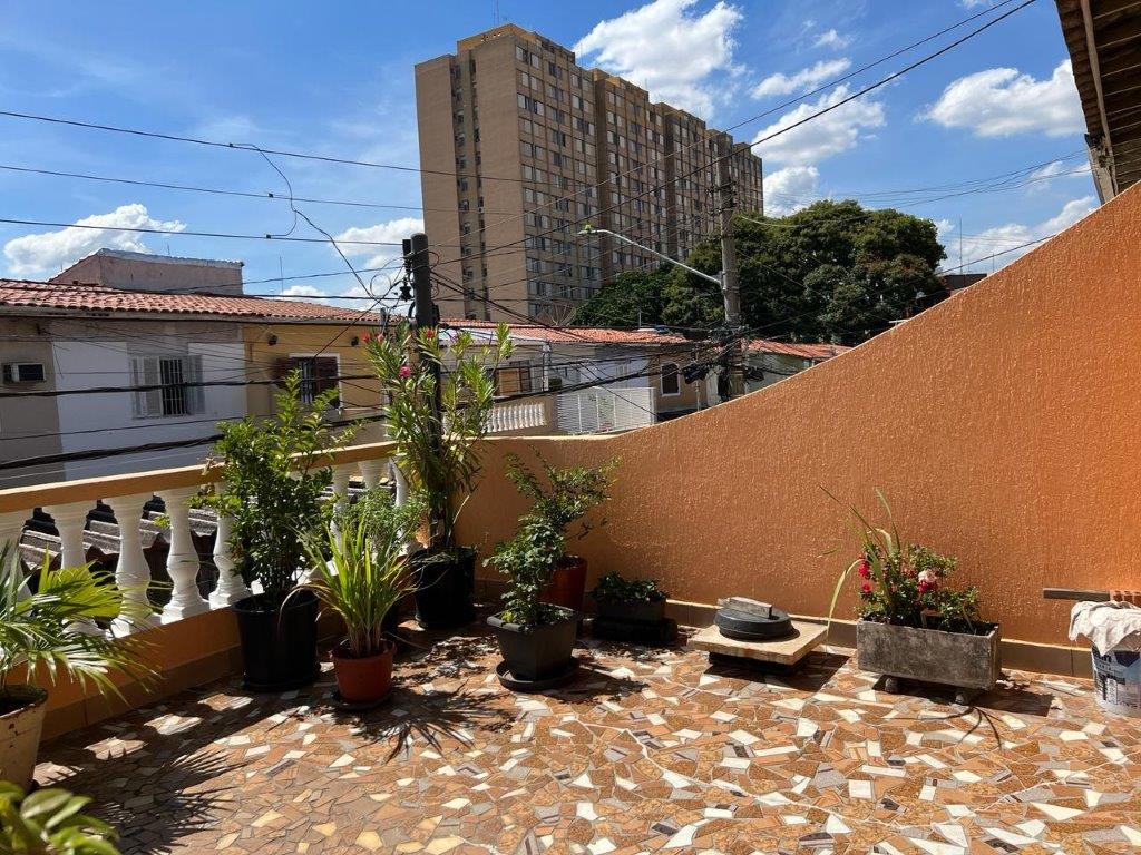 CASA PARA VENDA COM 181 m2 DE ÁREA CONSTRUÍDA