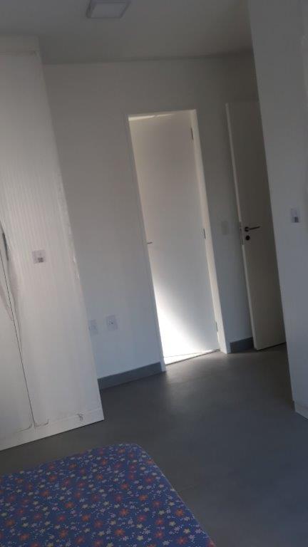 AP. PARA VENDA NA POMPÉIA COM 2 DORMS. (1 SUITE), VARANDA E VAGA DE GARAGEM