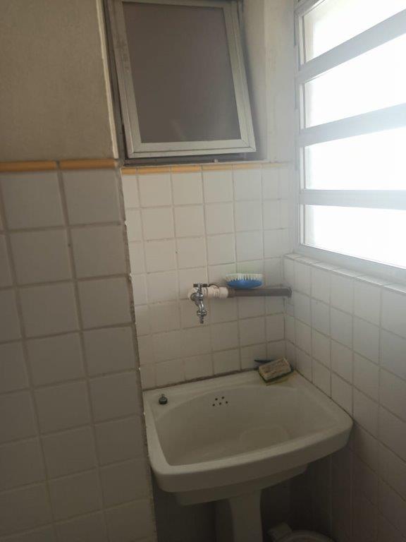 APARTAMENTO DE 2 QUARTOS, UM ABERTO PARA ESCRITÓRIO, COM VAGA NO ALTO DA LAPA