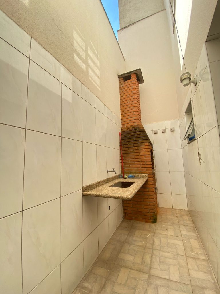 CASA PARA VENDA 2 dormitórios – 1 suíte