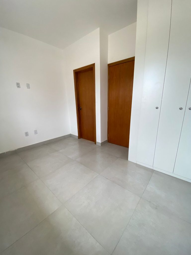 SOBRADO EM CONDOMINIO – 2 DORMITORIOS E 1 SUITE