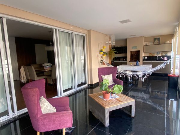 APARTAMENTO 3 DORMITORIOS – VENDA VILA ROMANA