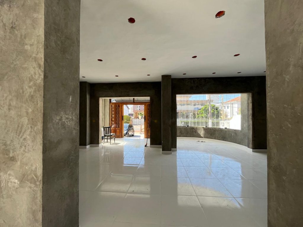 CASA COMERCIAL REFORMADA PARA LOCACAO – LAPA