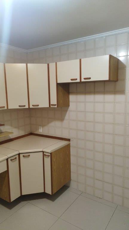 APTO PARA VENDER COM 2 DORMS, SEM VAGA, PRÓXIMO METRÔ VILA MADALENA