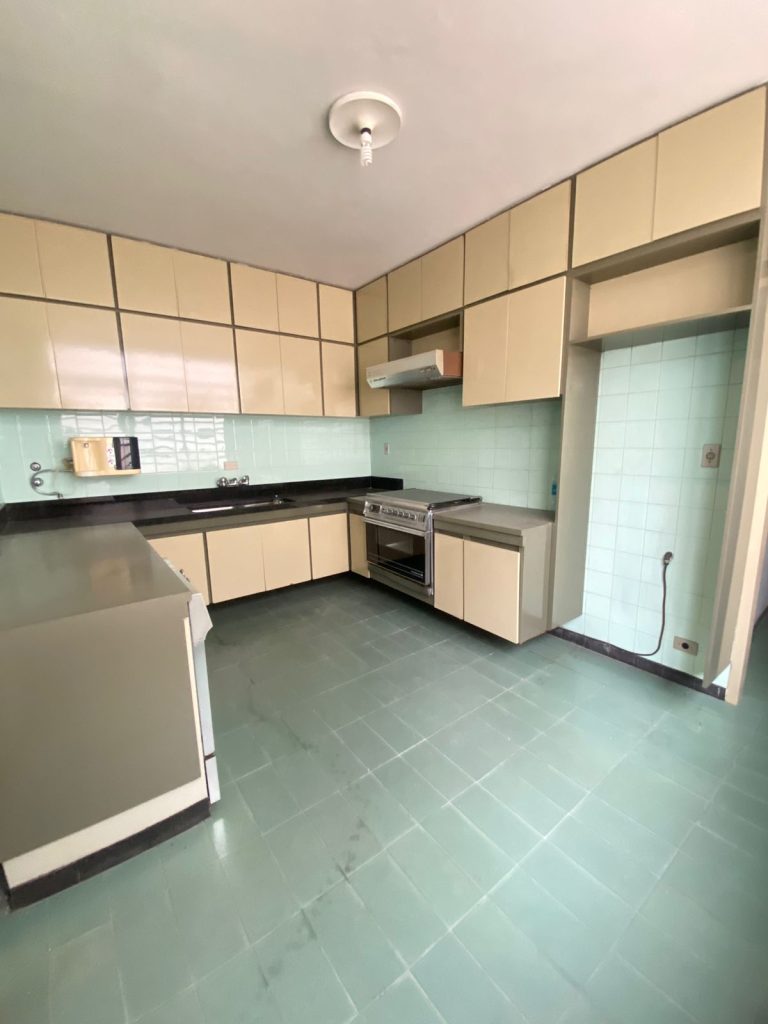 CASA A VENDA – 4 Dormitórios Vila Madalena