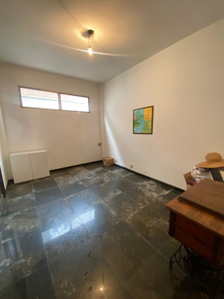 CASA A VENDA – 4 Dormitórios Vila Madalena