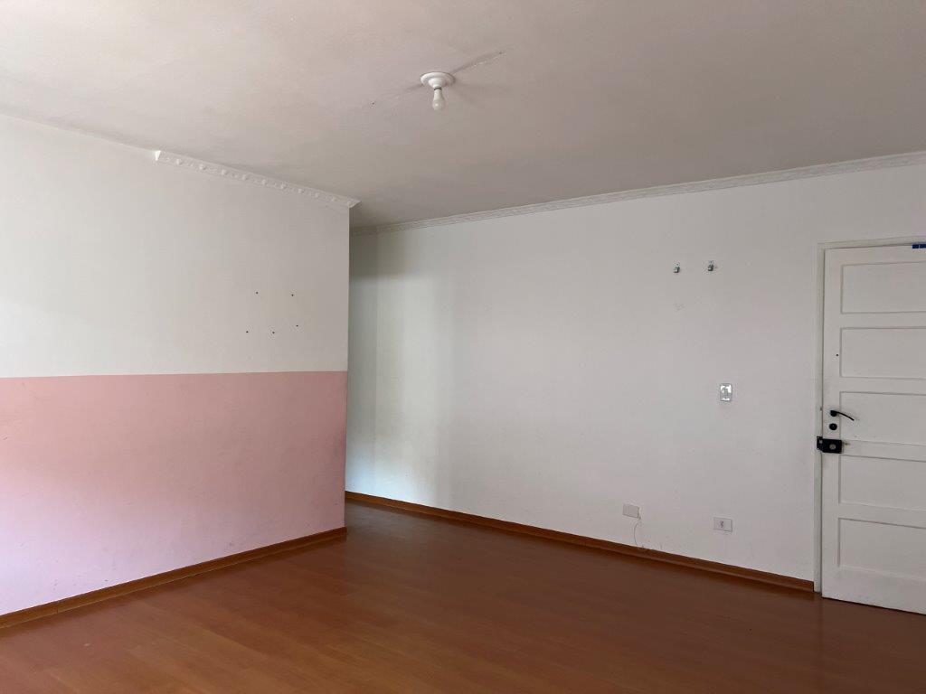 APARTAMENTO PARA VENDER NO COND CENTRAL PQ LAPA – SALA GRANDE VOLTADO PARA O JARDIM