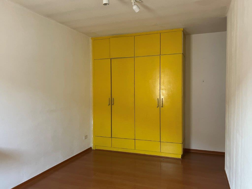 APARTAMENTO PARA VENDER NO COND CENTRAL PQ LAPA – SALA GRANDE VOLTADO PARA O JARDIM