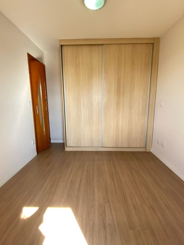 APARTAMENTO 2 DORMITORIOS – VENDA LAPA de Baixo