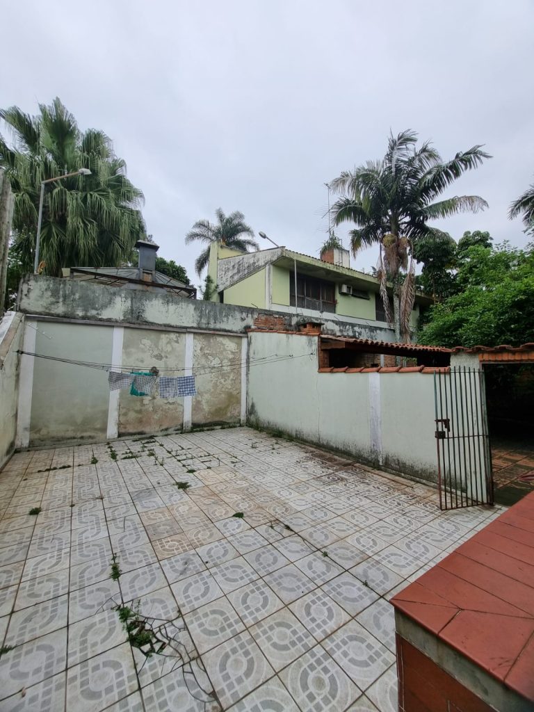 Casa para Locação com 343m² em Boaçava com 4 dormitórios