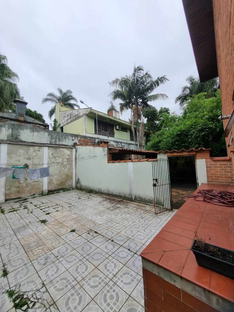 Casa para Locação com 343m² em Boaçava com 4 dormitórios