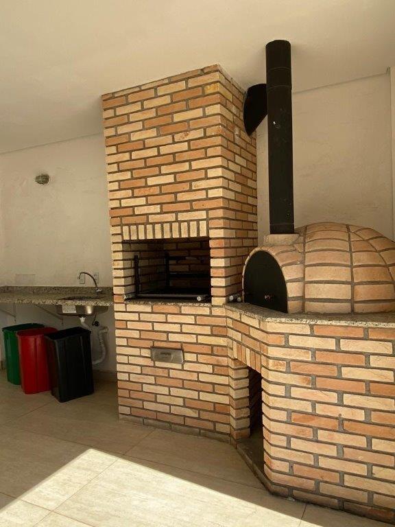 APARTAMENTO PARA VENDER NA LAPA COM DOIS DORMITÓRIOS, AR-CONDICIONADO E VAGA