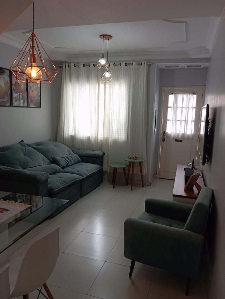 VENDA DE CASA DE 80m² EM JD. JARAGUÁ – MÓVEIS E ELETRODOMÉSTICOS INCLUSOS