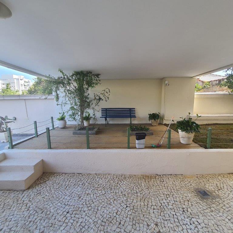 VENDA DE APARTAMENTO NA LAPA COM 2 DORMITÓRIOS E VAGA DE GARAGEM