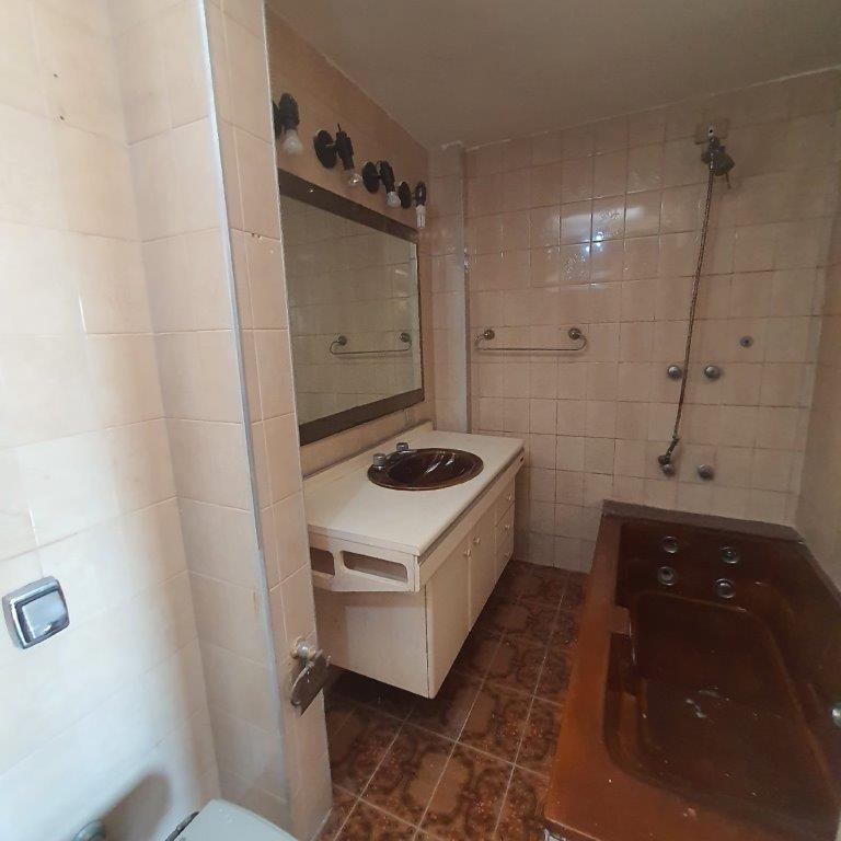 VENDA DE APARTAMENTO NA LAPA COM 2 DORMITÓRIOS E VAGA DE GARAGEM