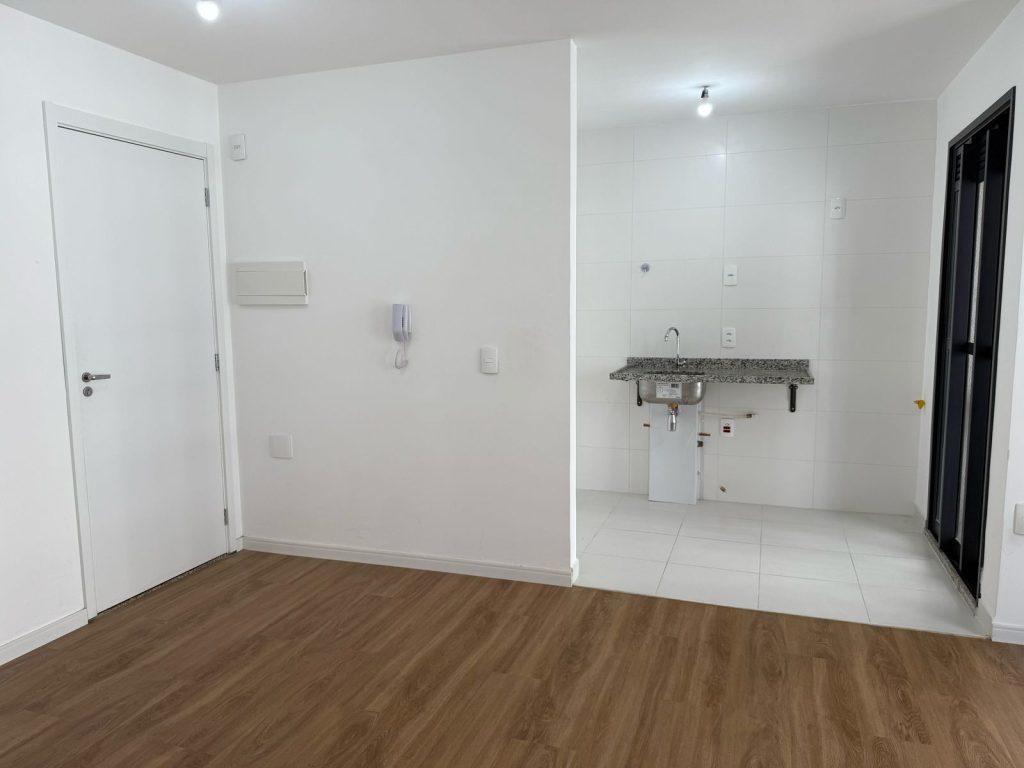 APARTAMENTO PARA LOCAÇÃO NA VILA ANASTÁCIO APARTAMENTO PARA LOCAÇÃO NA VILA ANASTÁCIO