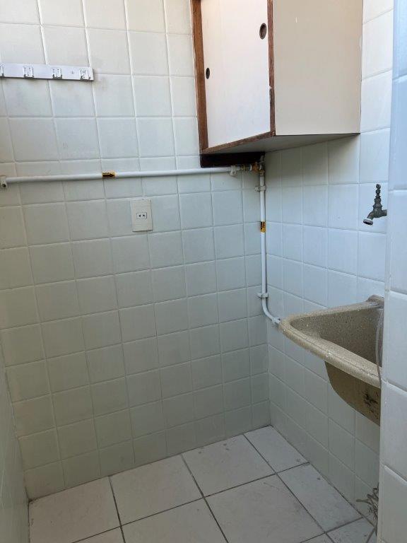 APARTAMENTO PARA ALUGAR NA LAPA DE BAIXO COM UM QUARTO APARTAMENTO PARA ALUGAR NA LAPA DE BAIXO COM UM QUARTO
