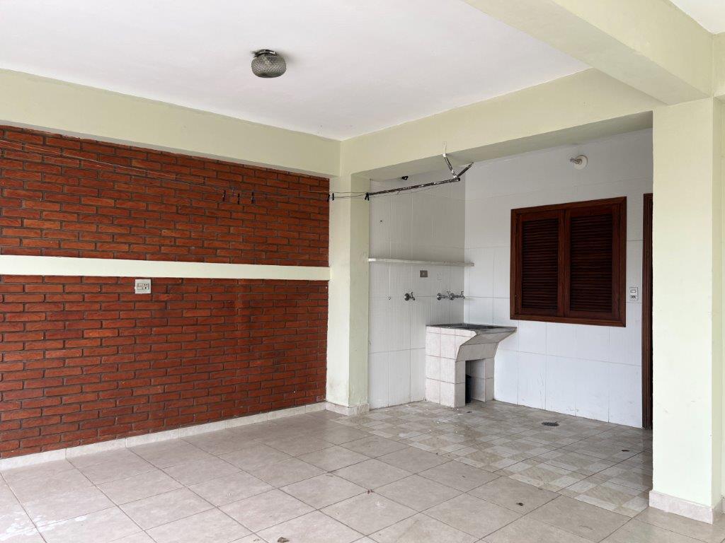 CASA PARA ALUGAR EM PIRITUBA COM 3 DORMITÓRIOS E QUINTAL AMPLO CASA PARA ALUGAR EM PIRITUBA COM 3 DORMITÓRIOS E QUINTAL AMPLO