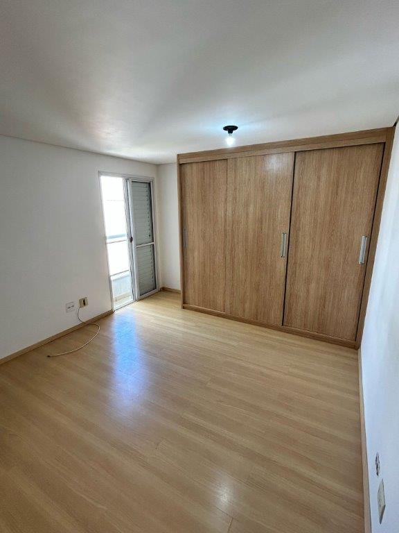 APARTAMENTO PARA VENDER NA POMPÉIA COM 3 DORMITÓRIOS E 2 VAGAS DE GARAGEM