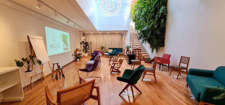 Casa para venda possui 466 metros quadrados com 4 quartos em Vila Ipojuca – São Paulo – SP