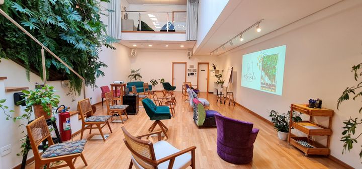 Casa para venda possui 466 metros quadrados com 4 quartos em Vila Ipojuca – São Paulo – SP