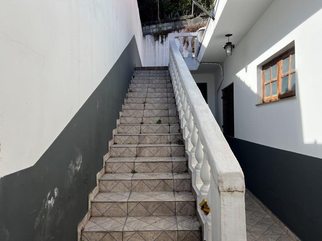 CASA TÉRREA À VENDA NO PARQUE MARIA DOMITILA