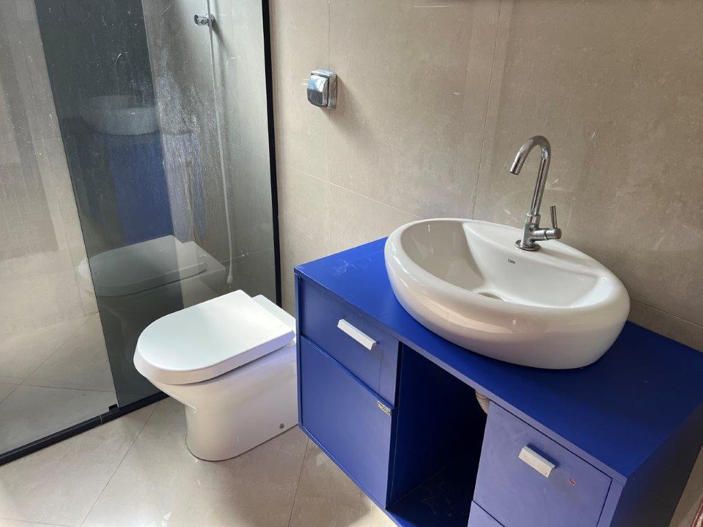 CASA TÉRREA À VENDA NO PARQUE MARIA DOMITILA