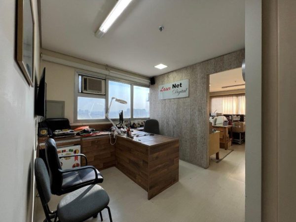 LAPA CONJUNTO À VENDA COM 34 m2 E COM VAGA DE GARAGEM