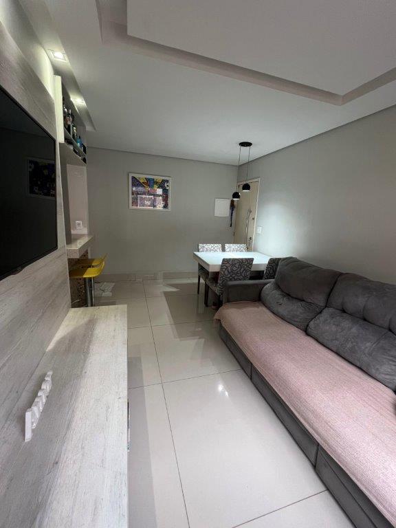 APARTAMENTO À VENDA NA LAPA DE BAIXO