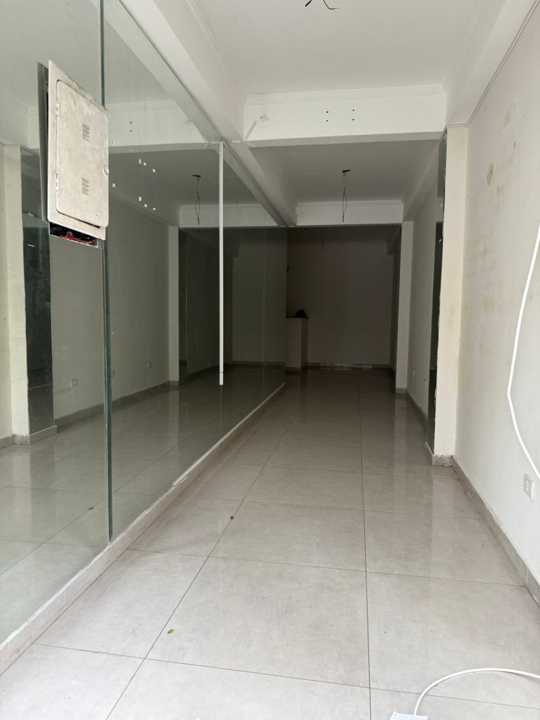 SALAO COMERCIAL LOCAÇÂO – LAPA próximo 12