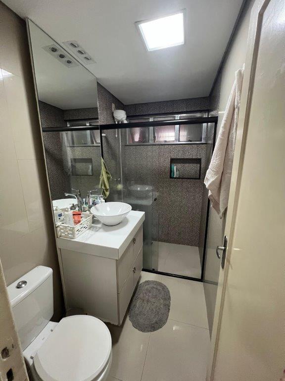 APARTAMENTO À VENDA NA LAPA DE BAIXO