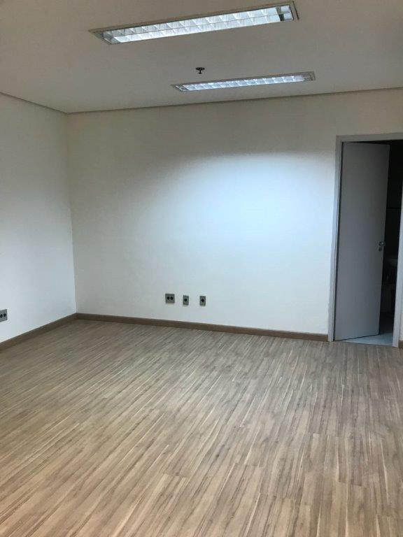 LAPA CONJUNTO COMERCIAL PARA LOCAÇÃO NA RUA DOMINGOS RODRIGUES