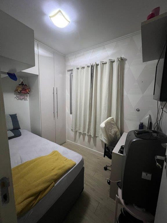 APARTAMENTO À VENDA NA LAPA DE BAIXO
