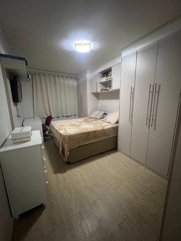 APARTAMENTO À VENDA NA LAPA DE BAIXO