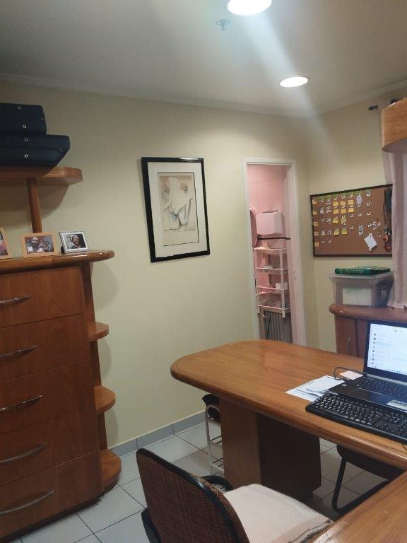 LAPA CONJUNTO COMERCIAL PARA LOCAÇÃO NA RUA DOMINGOS RODRIGUES