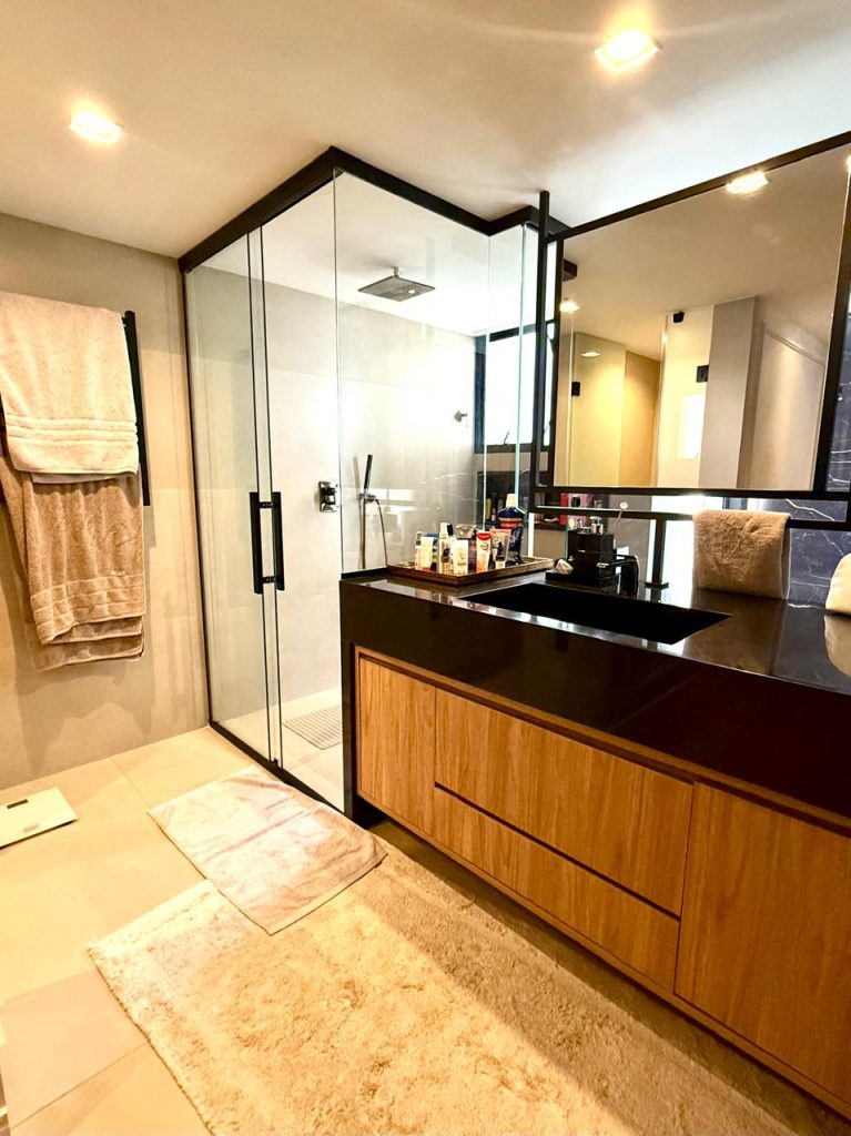 Apartamento exclusivo em Moema – 210m² de sofisticação