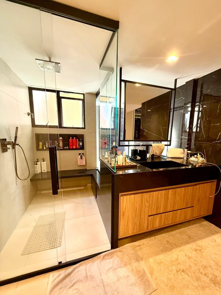 Apartamento exclusivo em Moema – 210m² de sofisticação