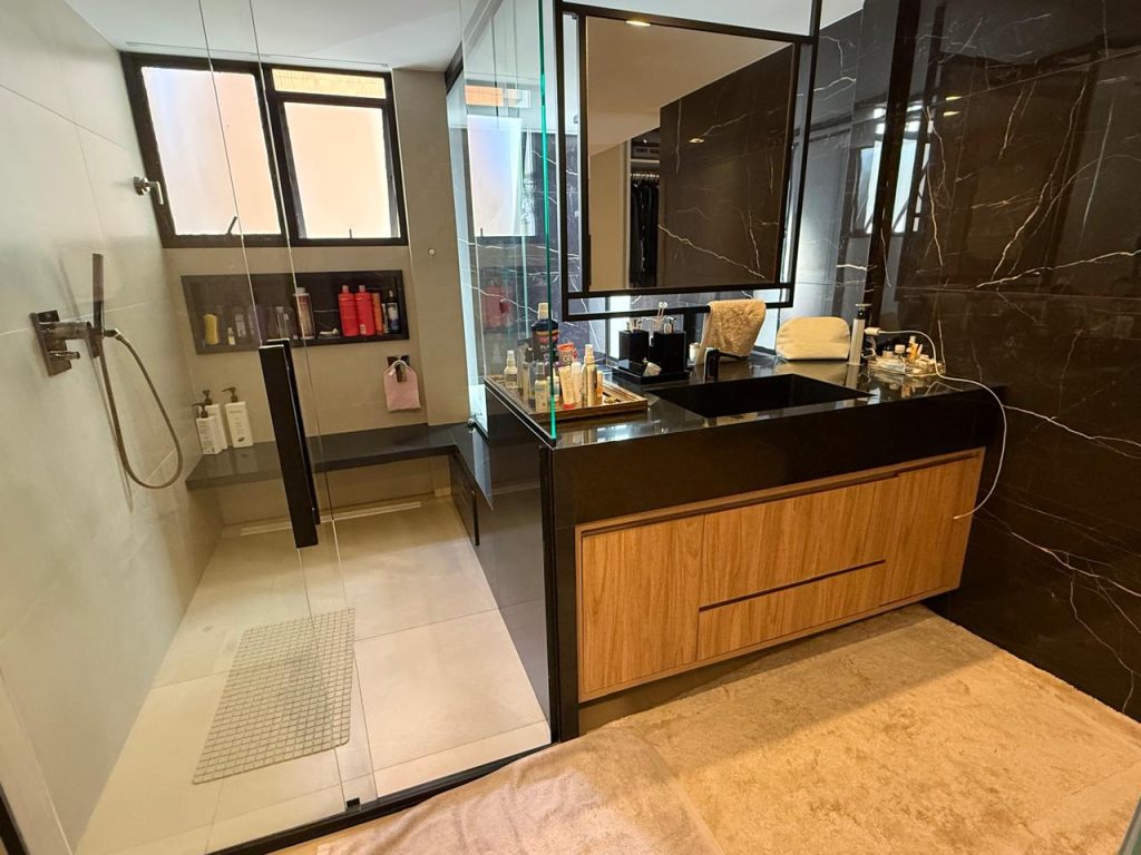 Apartamento exclusivo em Moema – 210m² de sofisticação