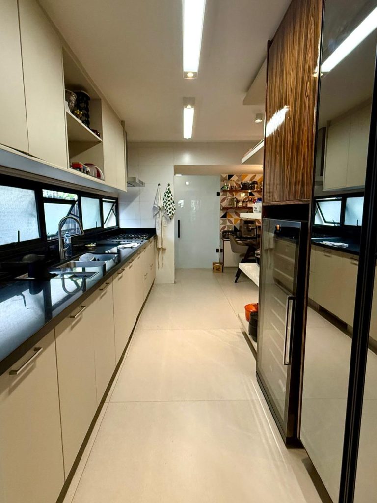 Apartamento exclusivo em Moema – 210m² de sofisticação