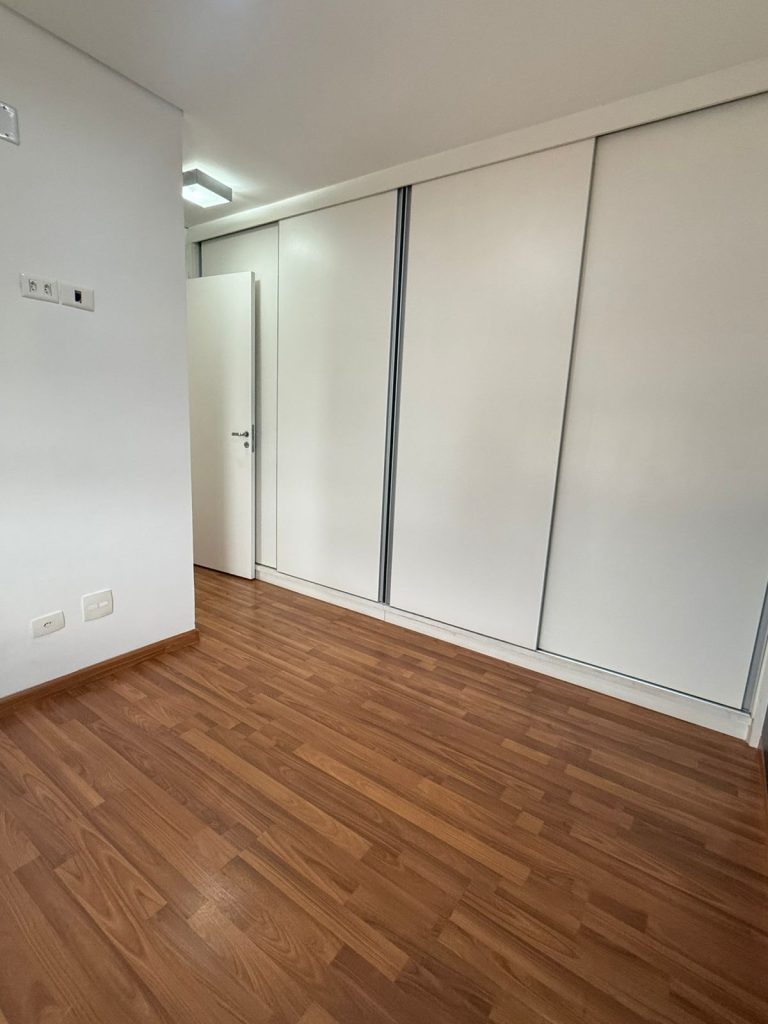 APARTAMENTO 2 DORMITORIOS (1suite) LAPA – A VENDA