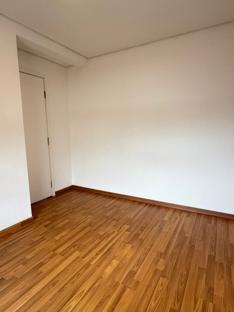 APARTAMENTO 2 DORMITORIOS (1suite) LAPA – A VENDA