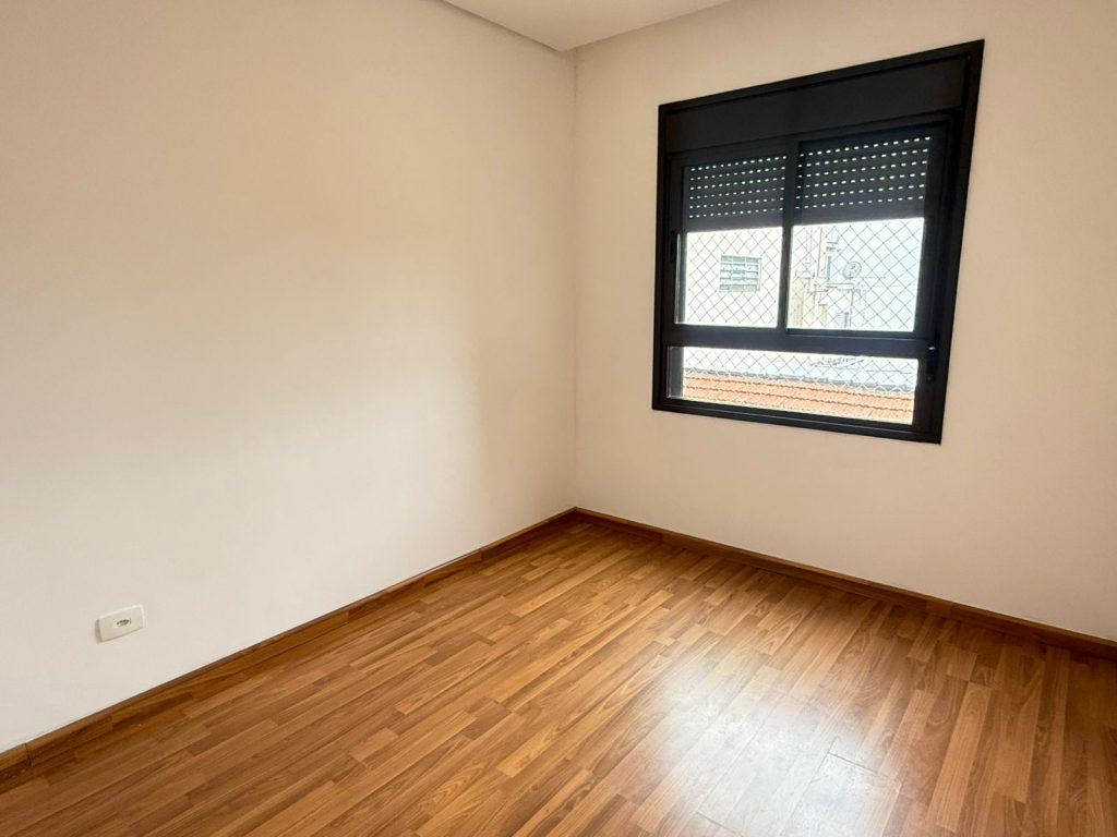 APARTAMENTO 2 DORMITORIOS (1suite) LAPA – A VENDA