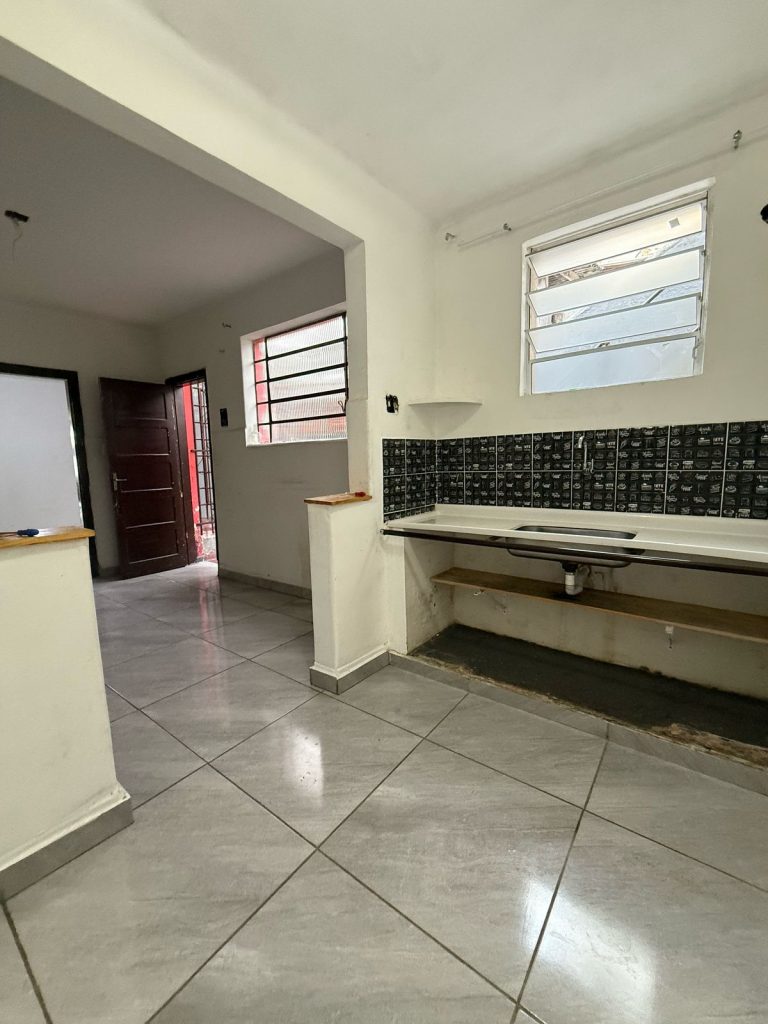CASA A VENDA – 3 DORMITÓRIOS LAPA