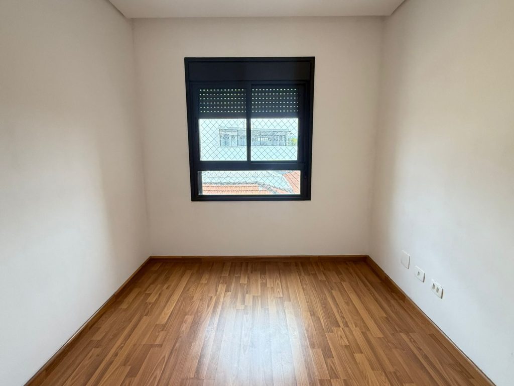 APARTAMENTO 2 DORMITORIOS (1suite) LAPA – A VENDA