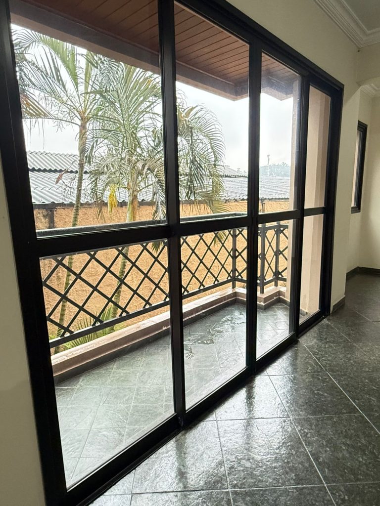 APARTAMENTO A VENDA 1 DORMITORIO – VILA MANGAOT VENDA