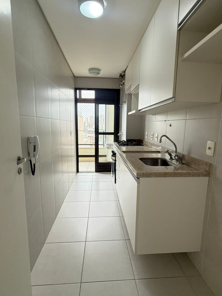 APARTAMENTO 2 DORMITORIOS (1suite) LAPA – A VENDA