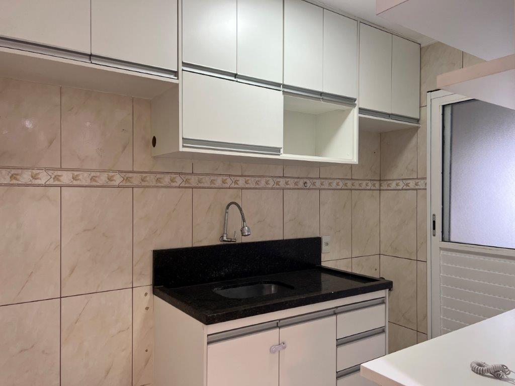 APARTAMENTO À VENDA NO PQ. MARIA DOMITILIA COM 2 DORMITÓRIOS SENDO UMA SUÍTE E COM VAGA