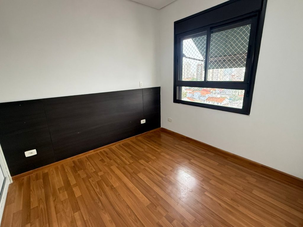 APARTAMENTO 2 DORMITORIOS (1suite) LAPA – A VENDA