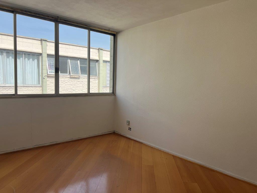 LAPA DE BAIXO APARTAMENTO À VENDA COM UM DORMITÓRIO