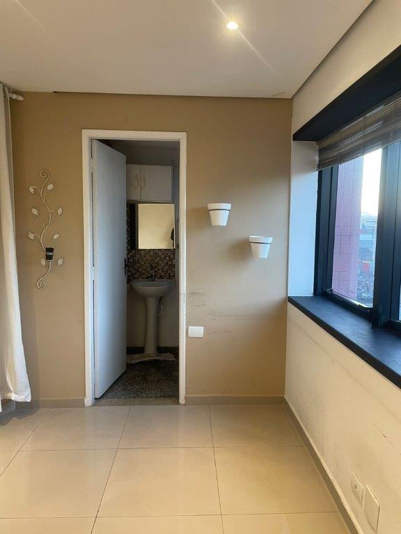 LAPA CONJUNTO À VENDA PRÓXIMO DO FORUM DA LAPA